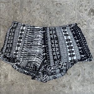 Audrey 3+1 Black and White Boho Shorts